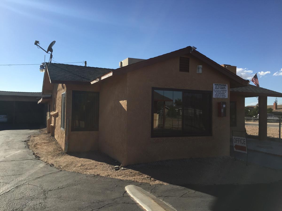 Black Horse Motel Apple Valley Bagian luar foto