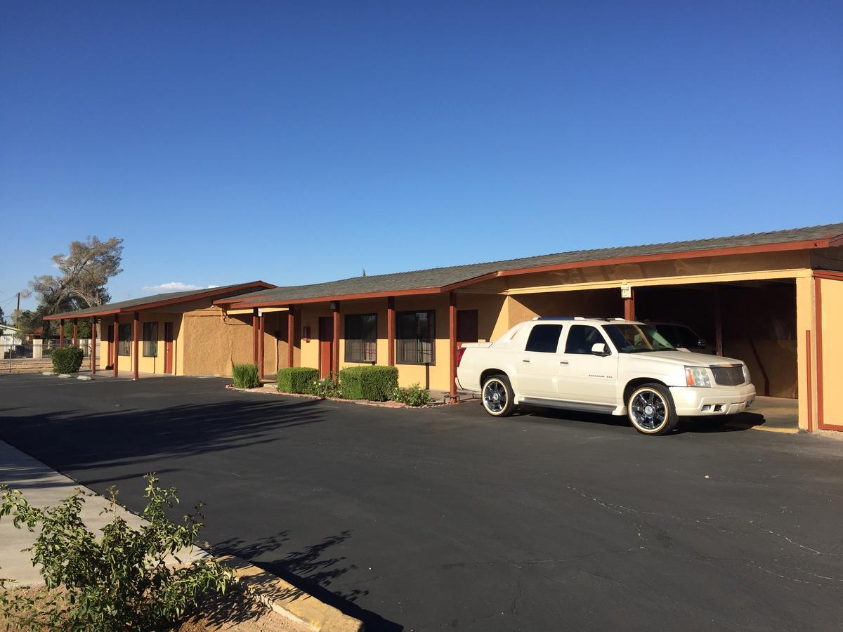 Black Horse Motel Apple Valley Bagian luar foto