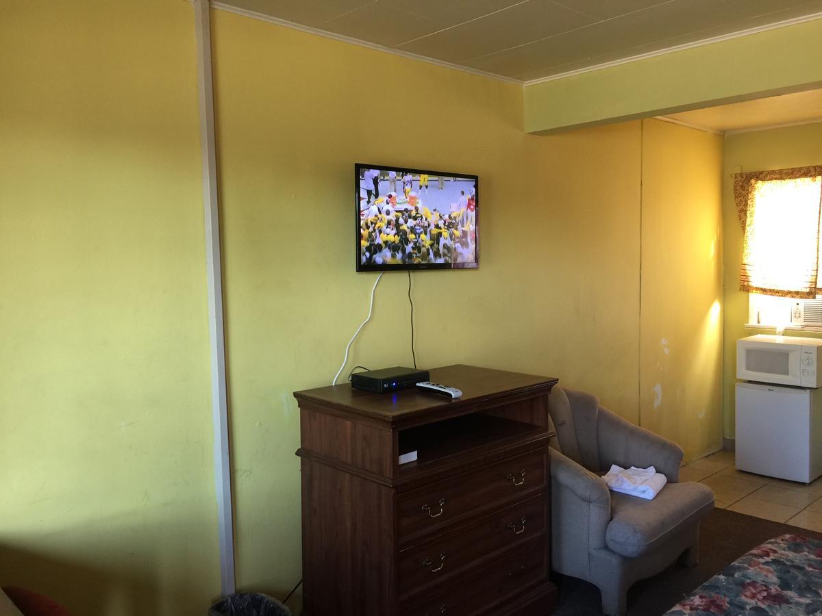 Black Horse Motel Apple Valley Bagian luar foto