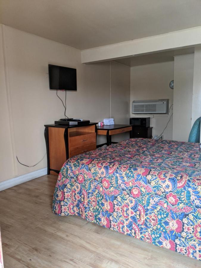 Black Horse Motel Apple Valley Bagian luar foto