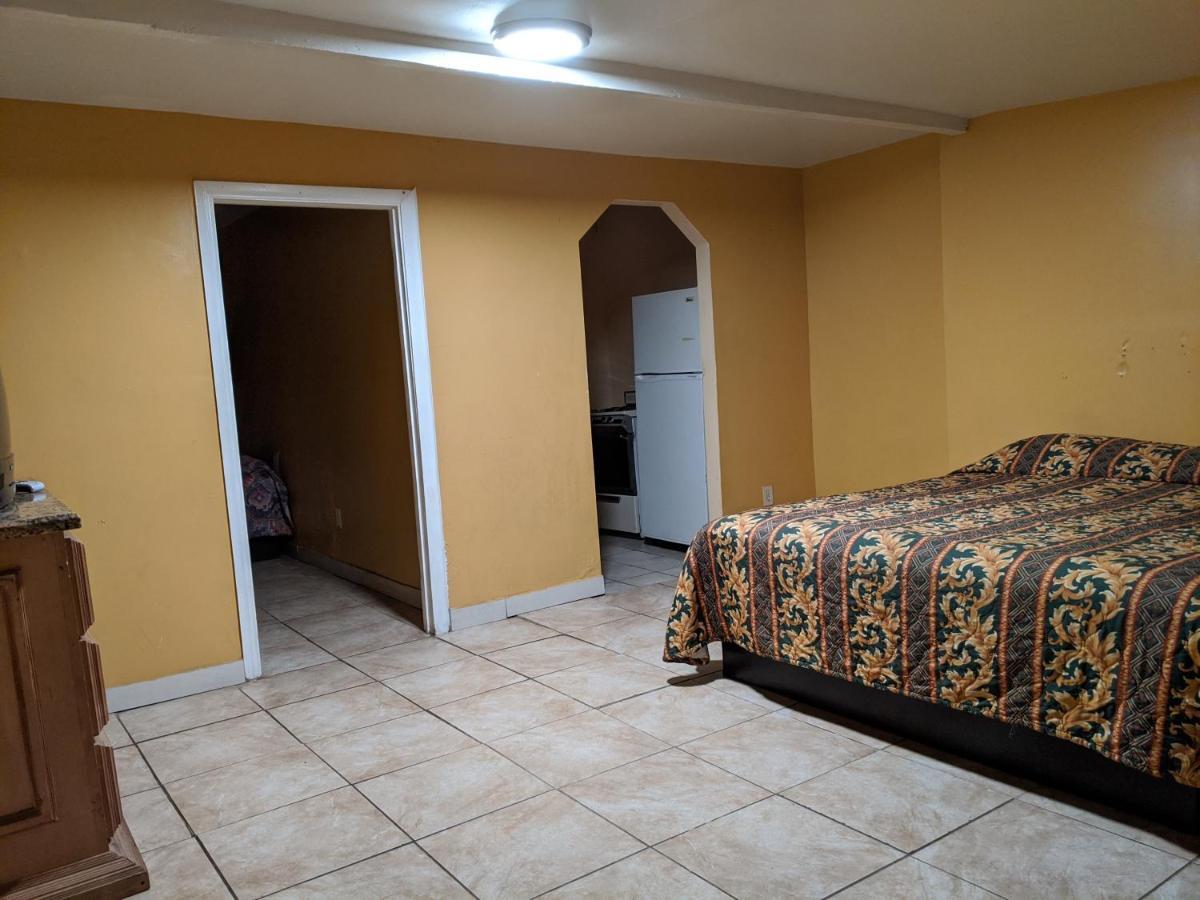 Black Horse Motel Apple Valley Bagian luar foto